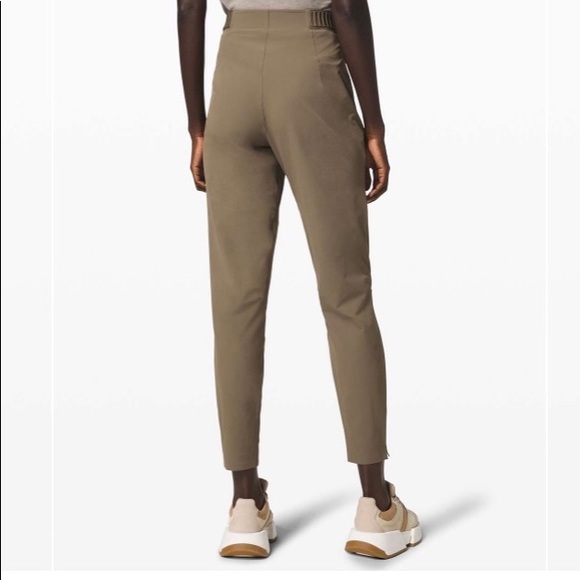 Lululemon lab pants worn 1 time - Picture 3 of 8